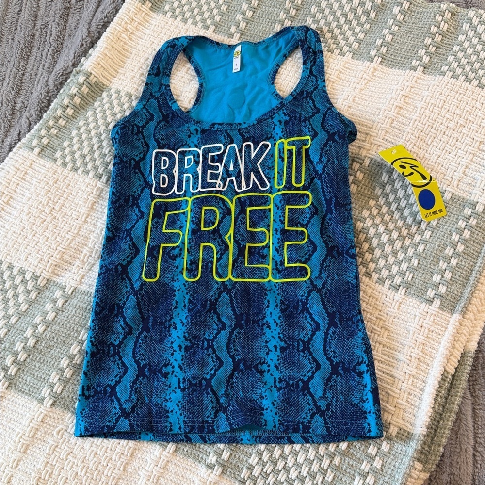 NWT women’s Zumba tank top
